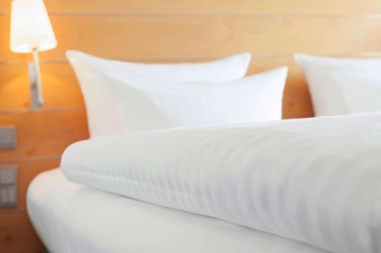 Dorint Marc Aurel Spa & Golf Resort Bad Goegging Ngoại thất bức ảnh